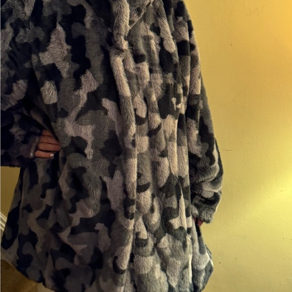 NWT Isaac Mizrahi Black and Gray Camoflage Jacket 3XL - Picture 5 of 9